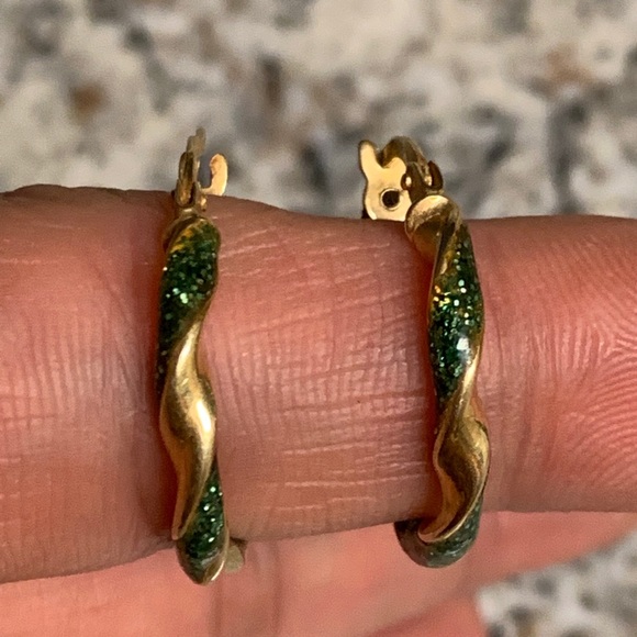 14K Vintage Yellow Gold Hoops 💚 - Picture 3 of 11